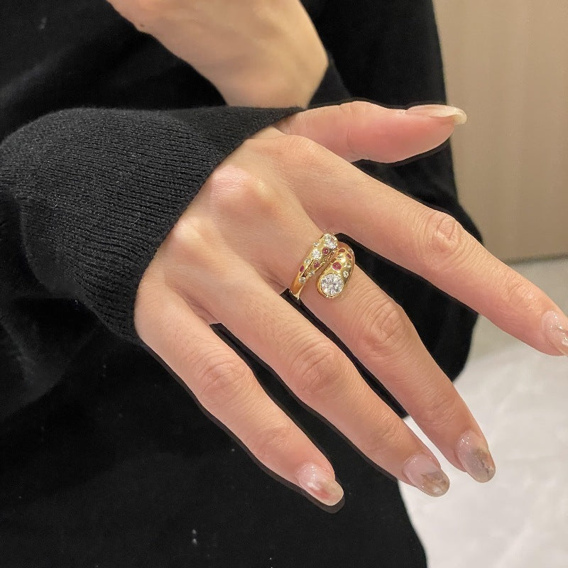 Zircon Two-tone Round Diamond Ring